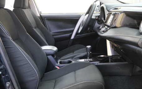 Toyota RAV4, 2017 год, 2 299 000 рублей, 20 фотография