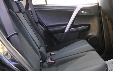 Toyota RAV4, 2017 год, 2 299 000 рублей, 22 фотография