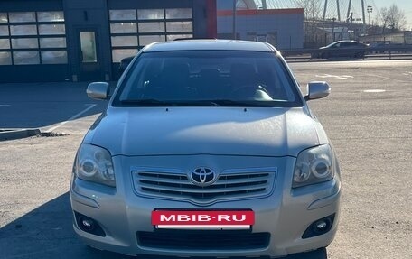 Toyota Avensis III рестайлинг, 2007 год, 490 000 рублей, 2 фотография