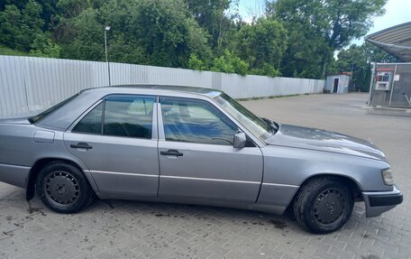 Mercedes-Benz W124, 1989 год, 325 000 рублей, 3 фотография