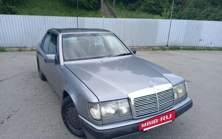 Mercedes-Benz W124, 1989 год, 325 000 рублей, 2 фотография