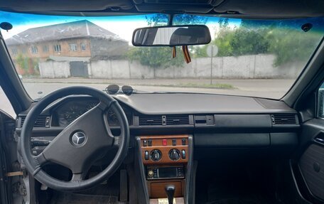 Mercedes-Benz W124, 1989 год, 325 000 рублей, 8 фотография