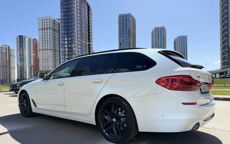 BMW 5 серия, 2019 год, 2 650 000 рублей, 4 фотография
