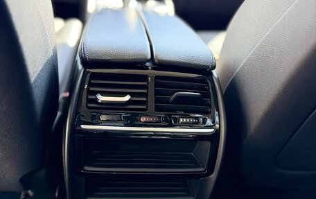 BMW 5 серия, 2019 год, 2 650 000 рублей, 14 фотография