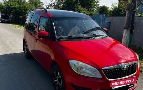 Skoda Roomster, 2011 год, 700 000 рублей, 2 фотография