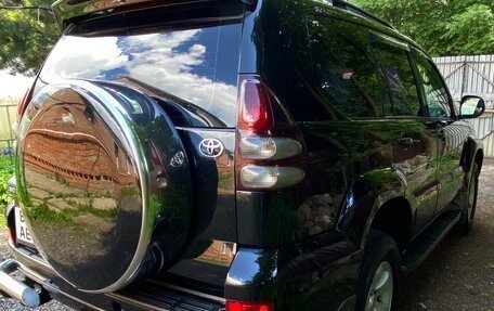 Toyota Land Cruiser Prado 120 рестайлинг, 2006 год, 1 650 000 рублей, 3 фотография