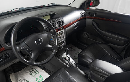 Toyota Avensis III рестайлинг, 2005 год, 999 000 рублей, 9 фотография