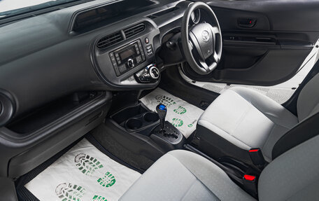Toyota Aqua I, 2019 год, 1 099 000 рублей, 14 фотография