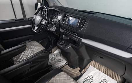 Peugeot Traveller I, 2018 год, 3 049 000 рублей, 11 фотография