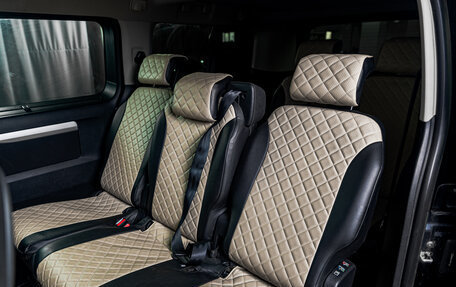 Peugeot Traveller I, 2018 год, 3 049 000 рублей, 12 фотография