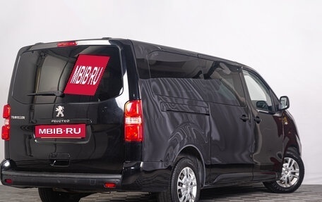 Peugeot Traveller I, 2018 год, 3 049 000 рублей, 16 фотография