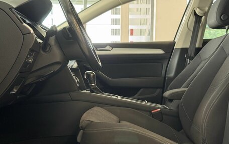 Volkswagen Passat B8 рестайлинг, 2017 год, 1 750 000 рублей, 7 фотография