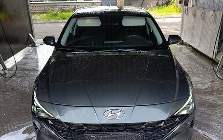 Hyundai Elantra, 2021 год, 2 200 000 рублей, 1 фотография