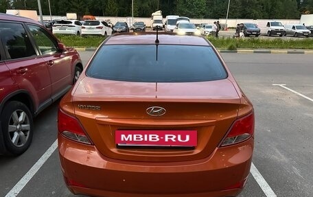 Hyundai Solaris II рестайлинг, 2015 год, 900 000 рублей, 12 фотография