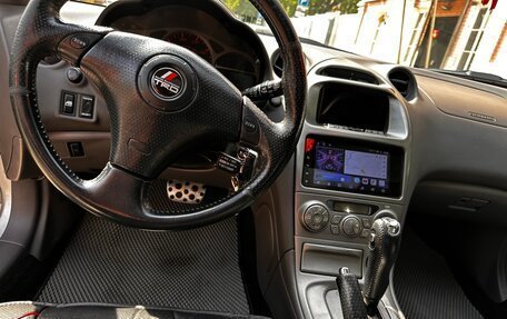 Toyota Celica VII рестайлинг, 2002 год, 900 000 рублей, 17 фотография