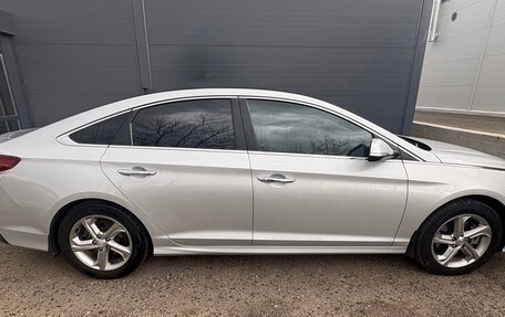 Hyundai Sonata VII, 2018 год, 1 880 000 рублей, 4 фотография