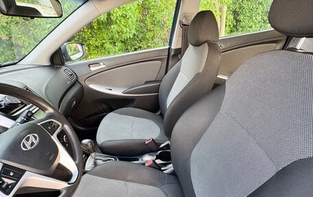 Hyundai Solaris II рестайлинг, 2012 год, 900 000 рублей, 9 фотография