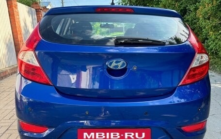 Hyundai Solaris II рестайлинг, 2012 год, 900 000 рублей, 6 фотография