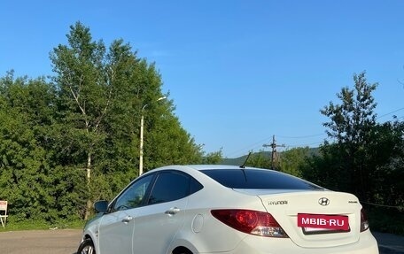 Hyundai Solaris II рестайлинг, 2013 год, 900 000 рублей, 7 фотография