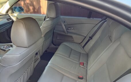 BMW 5 серия, 2004 год, 960 000 рублей, 6 фотография