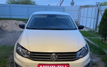 Volkswagen Polo VI (EU Market), 2016 год, 850 000 рублей, 2 фотография