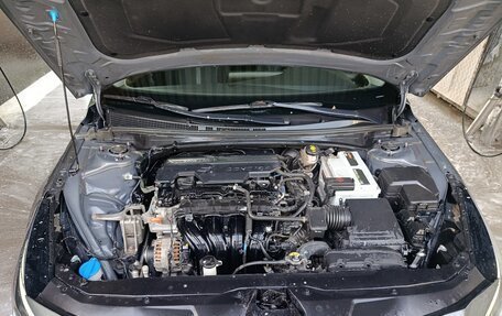 Hyundai Elantra, 2021 год, 2 200 000 рублей, 9 фотография