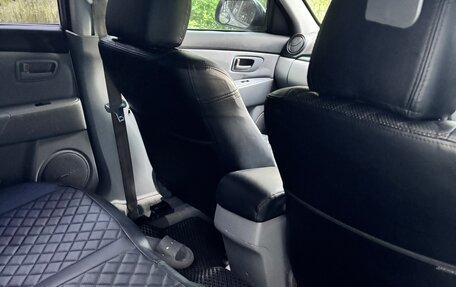 Mazda Axela, 2004 год, 360 000 рублей, 8 фотография