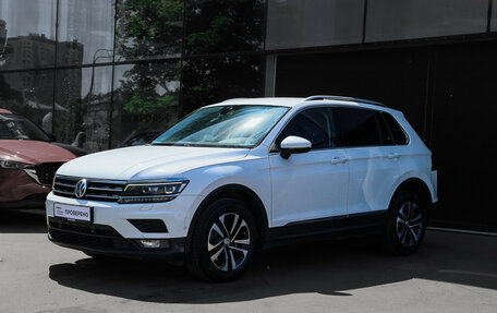 Volkswagen Tiguan II, 2019 год, 2 550 000 рублей, 2 фотография