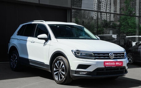 Volkswagen Tiguan II, 2019 год, 2 550 000 рублей, 4 фотография