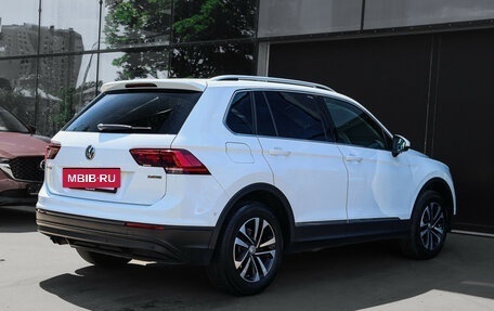 Volkswagen Tiguan II, 2019 год, 2 550 000 рублей, 5 фотография