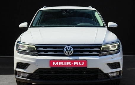 Volkswagen Tiguan II, 2019 год, 2 550 000 рублей, 3 фотография