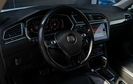 Volkswagen Tiguan II, 2019 год, 2 550 000 рублей, 14 фотография