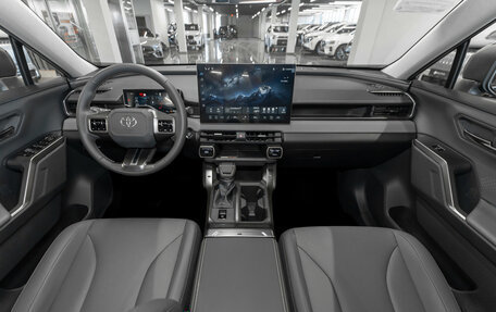 Toyota RAV4, 2026 год, 4 050 000 рублей, 8 фотография