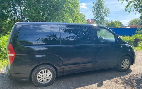 Hyundai H-1 II рестайлинг, 2017 год, 1 950 000 рублей, 1 фотография