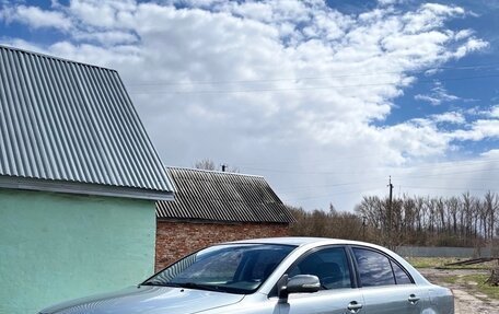 Toyota Avensis III рестайлинг, 2007 год, 770 000 рублей, 1 фотография