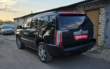 Cadillac Escalade III, 2013 год, 2 400 000 рублей, 11 фотография