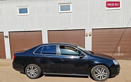 Volkswagen Jetta VI, 2009 год, 654 321 рублей, 4 фотография