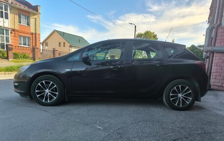 Opel Astra J, 2014 год, 920 000 рублей, 5 фотография