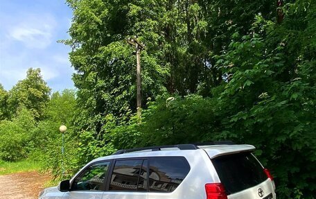 Toyota Land Cruiser Prado 150 рестайлинг 2, 2012 год, 3 570 000 рублей, 3 фотография