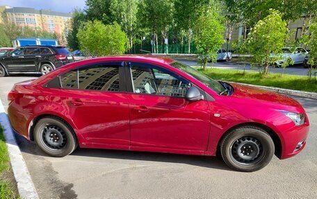 Chevrolet Cruze II, 2010 год, 450 000 рублей, 3 фотография