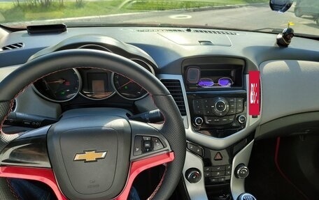 Chevrolet Cruze II, 2010 год, 450 000 рублей, 6 фотография