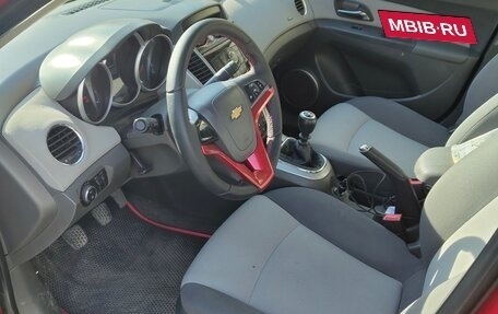 Chevrolet Cruze II, 2010 год, 450 000 рублей, 5 фотография