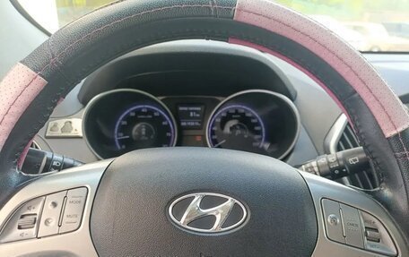 Hyundai ix35 I рестайлинг, 2011 год, 1 349 000 рублей, 10 фотография