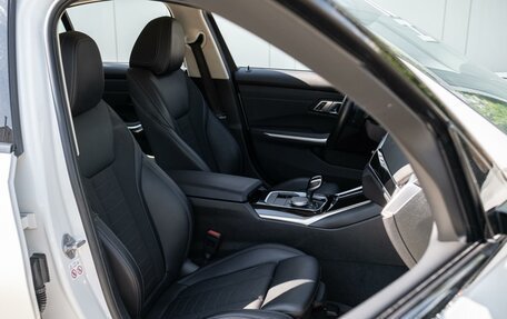 BMW 3 серия, 2021 год, 3 200 000 рублей, 8 фотография