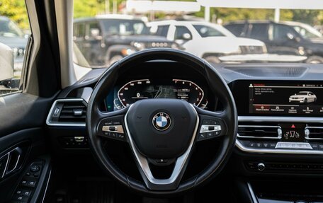 BMW 3 серия, 2021 год, 3 200 000 рублей, 12 фотография