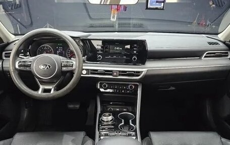 KIA K5, 2020 год, 2 153 000 рублей, 6 фотография