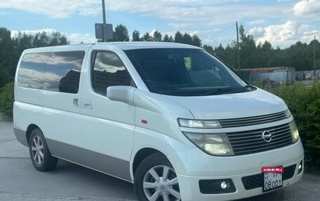 Nissan Elgrand III, 2003 год, 450 000 рублей, 1 фотография