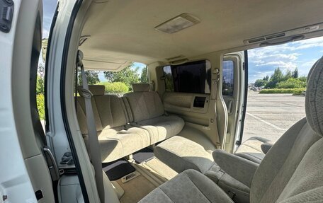 Nissan Elgrand III, 2003 год, 450 000 рублей, 8 фотография