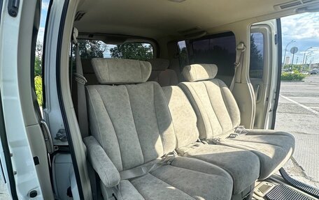 Nissan Elgrand III, 2003 год, 450 000 рублей, 17 фотография