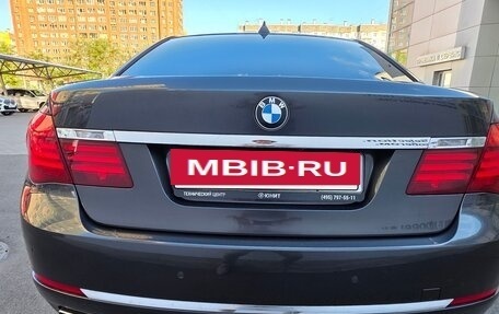 BMW 7 серия, 2013 год, 2 950 000 рублей, 9 фотография